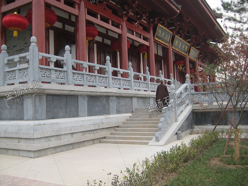 寺院青石栏杆